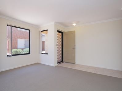 3/183 Leake Street, Belmont WA 6104