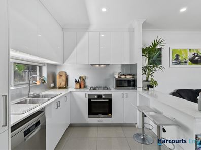 9/24 Nautilus Crescent, Scarborough WA 6019