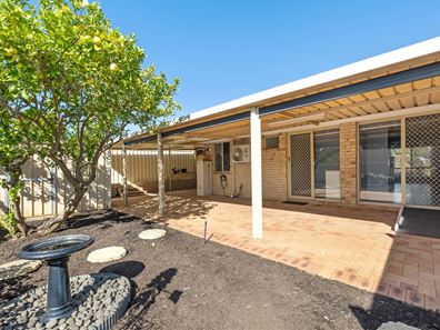 4/2 Attfield Street, Maddington WA 6109