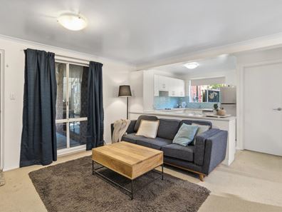 2/14 Siddons Way, Booragoon WA 6154