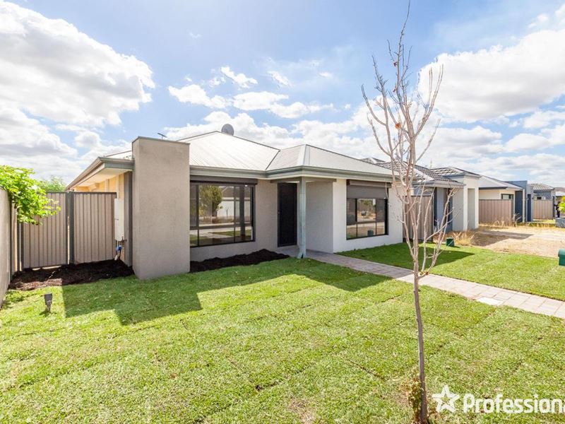 88 Riva Entrance, Piara Waters