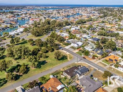 111 McLarty Road, Halls Head WA 6210