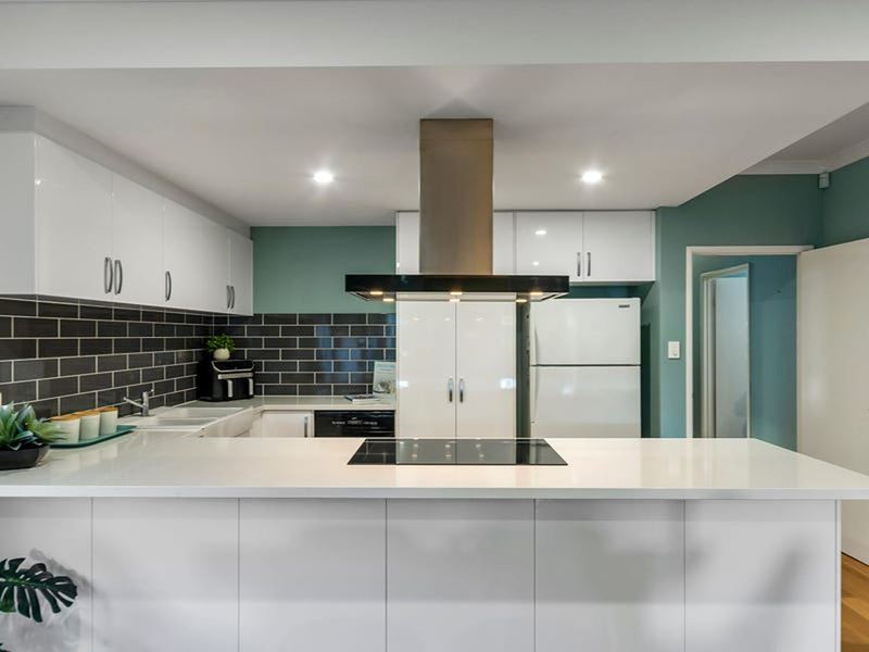 11 Piara Court, Woodvale