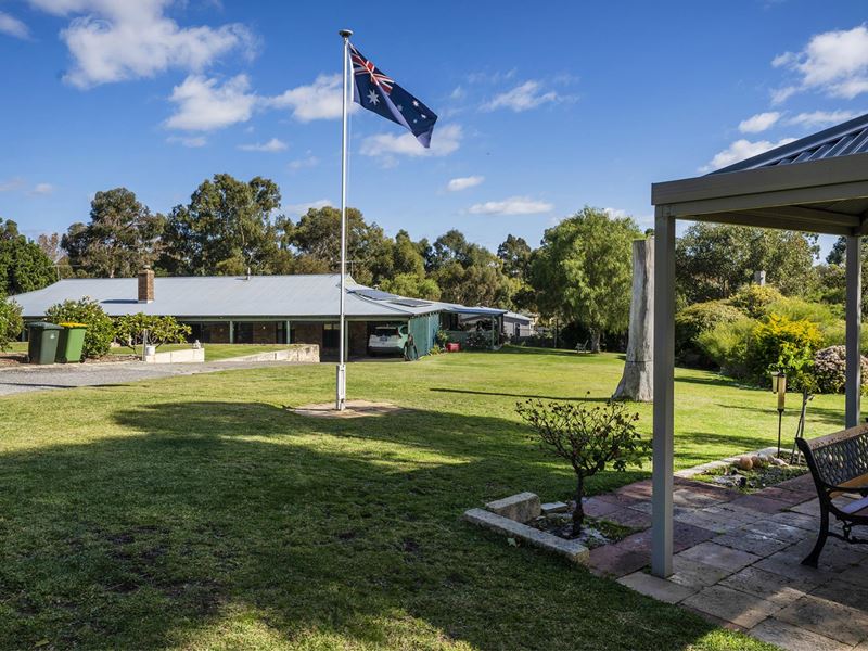 33 Lakes Way, Jandakot