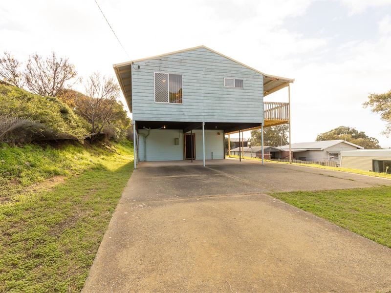 6 Winya Way, Falcon