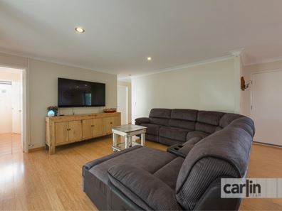 1 Mollerin Place, South Lake WA 6164