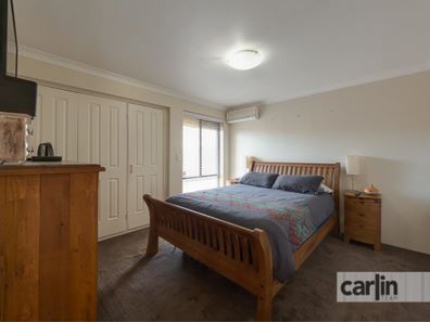 1 Mollerin Place, South Lake WA 6164