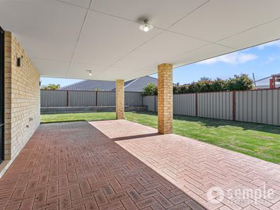 16 Caridean Way, Hammond Park WA 6164