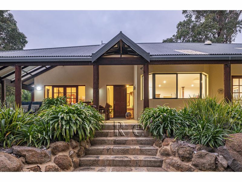 15 Waters Edge, Margaret River