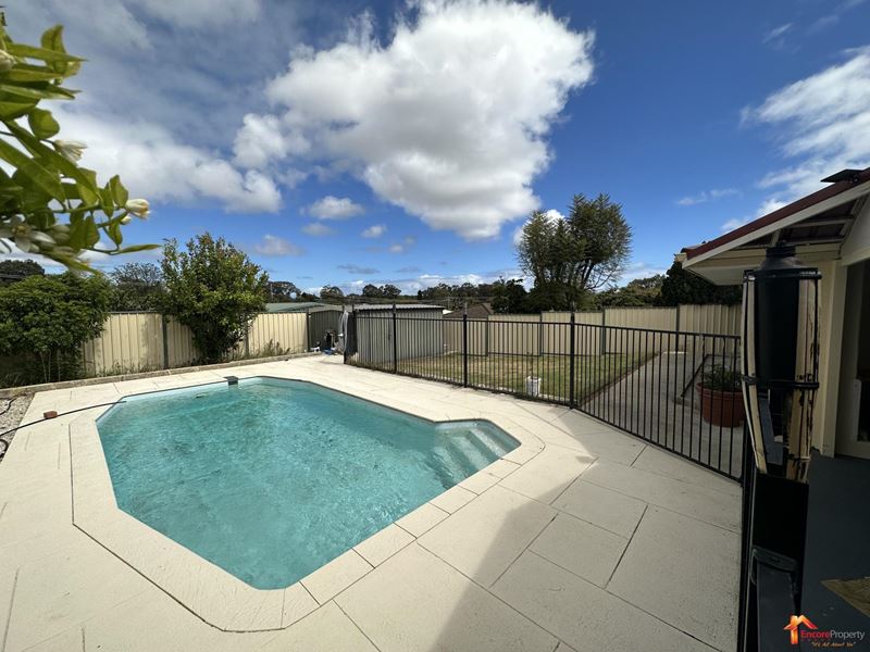 4 Patrick Vista, Parmelia