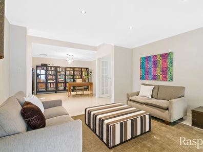 1 Soric Rise, Coogee WA 6166