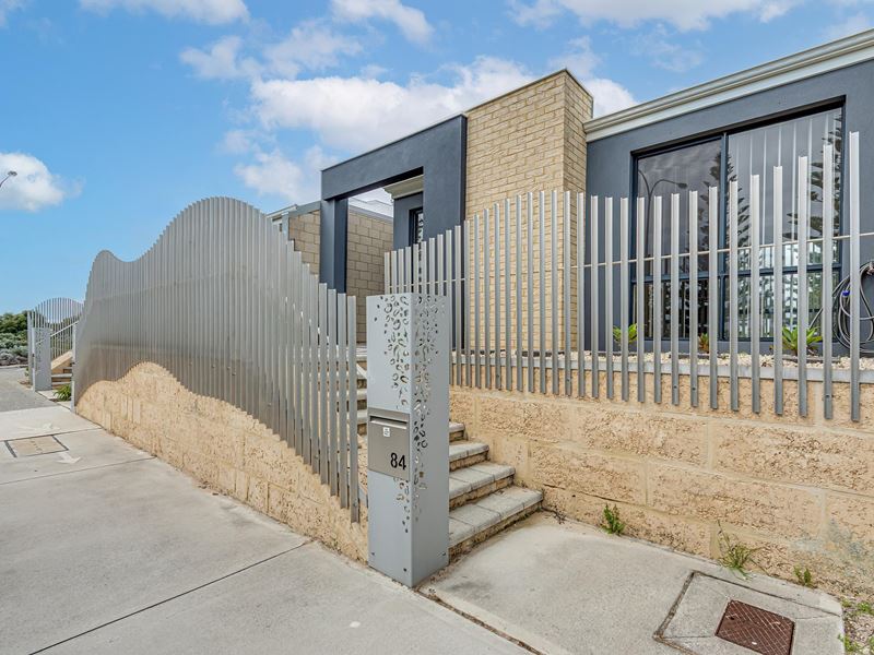 84 Heath Avenue, Eglinton