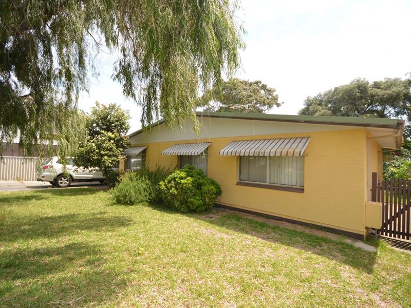 10 Tallas Road, Silver Sands WA 6210