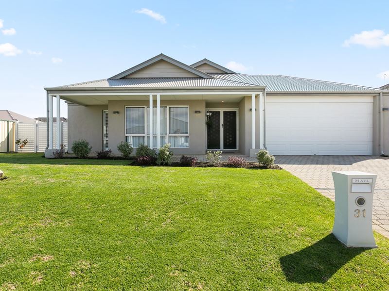 31 Barwon Turn, Hammond Park WA 6164