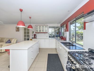 1 Gallery Way, Yanchep WA 6035