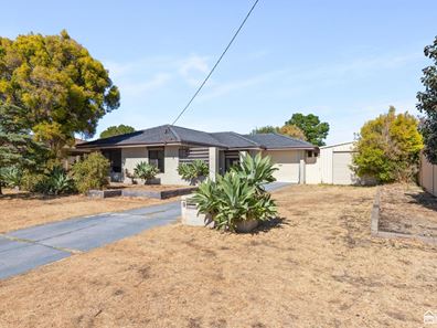 9 Jacaranda Place, Maddington WA 6109