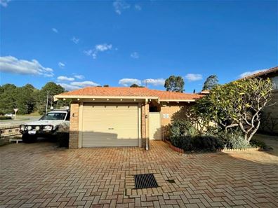 4/1 Prescott Drive, Kardinya WA 6163