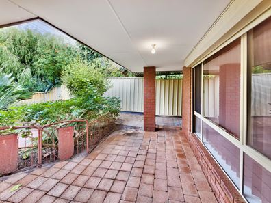 72 King Road, Beechboro WA 6063