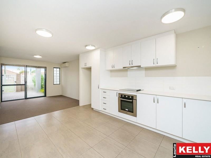 1/3 Beverley Road, Cloverdale WA 6105