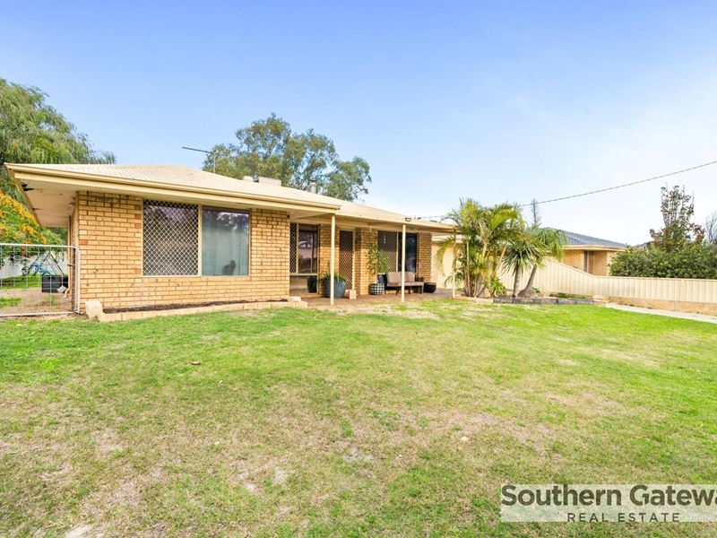 14 Mader Road, Mundijong WA 6123