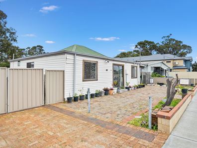 21 Peel Street, Mandurah WA 6210