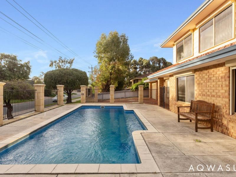 30 Yanrey Street, Golden Bay