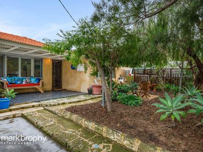 13 Walker Street, South Fremantle WA 6162