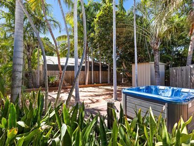 4B Aarons Drive, Cable Beach WA 6726