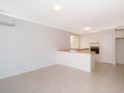 4/3 Cottrill Street, Alfred Cove WA 6154