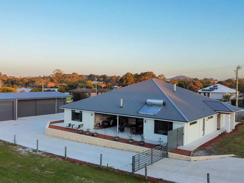 97 Hereford Way, Milpara