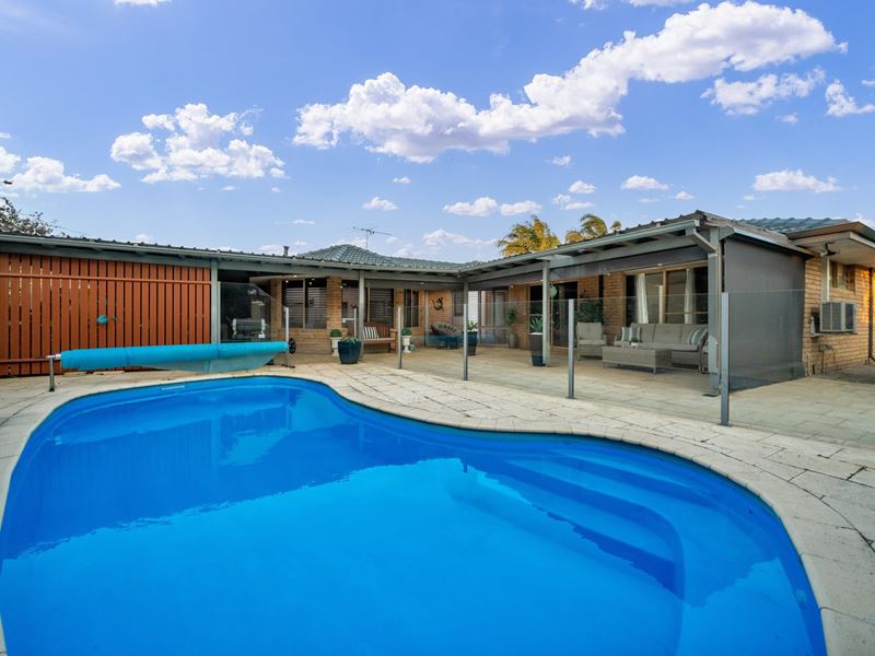 6 Rotorua Grove, Joondalup