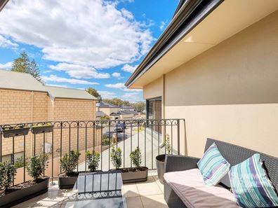 2/3 Henry Street, Bunbury WA 6230