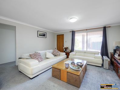 5/24 Stringybark Drive, Forrestfield WA 6058