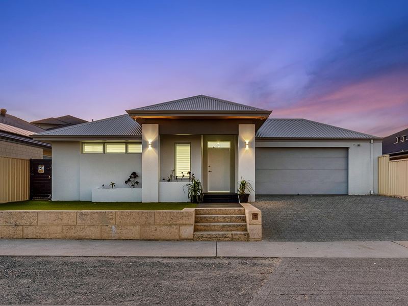 73 Eleanore Drive, Madora Bay WA 6210