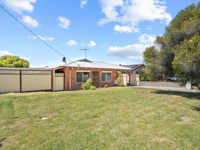 12 McCormick Street, Warnbro WA 6169