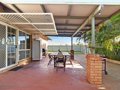 2A Knight Place, Nickol WA 6714