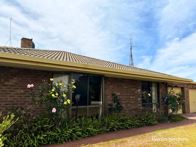 2655 Huandanning Road, Trayning