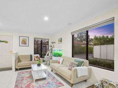 10/27 Woodloes Street, Cannington WA 6107