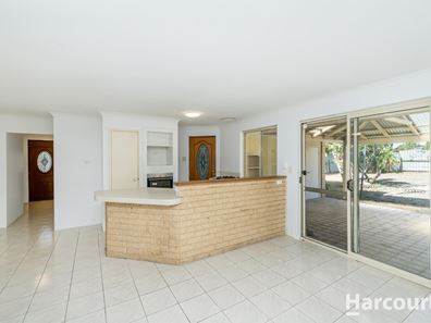 4 Lenswood Retreat, Clarkson WA 6030