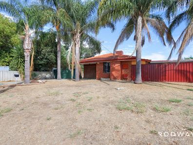 2 Balanda Pl, Armadale WA 6112