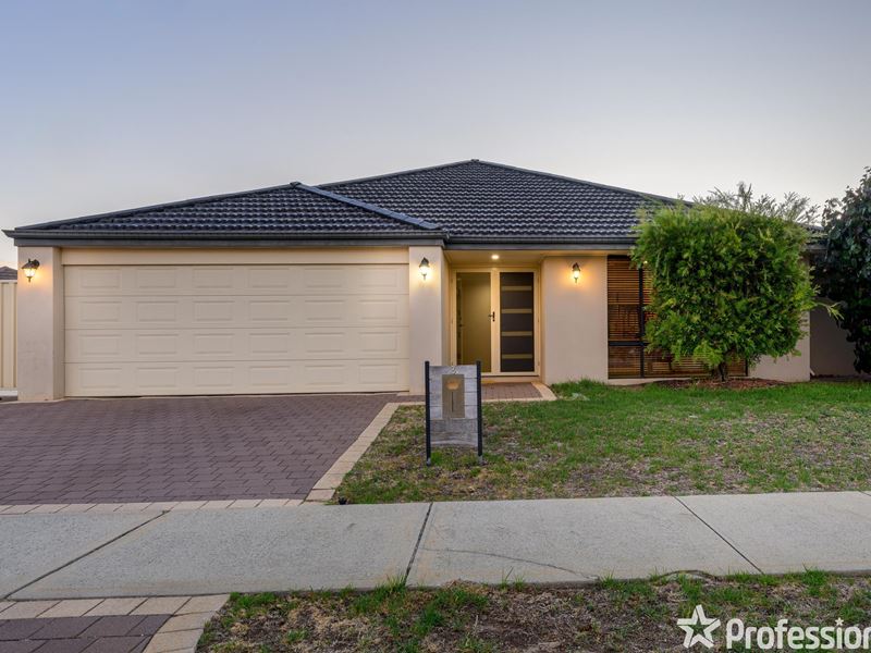 3 Edenhall Terrace, Waikiki WA 6169