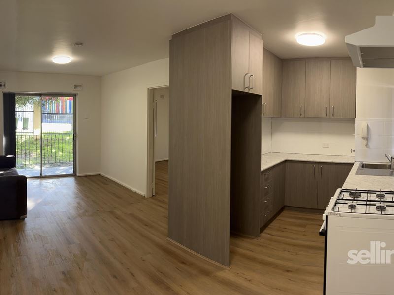 6/1045 Albany Highway, St James WA 6102