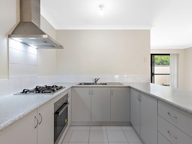 3/20 William Street, Armadale WA 6112