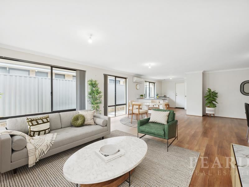 23 Hillhouse Way, Piara Waters