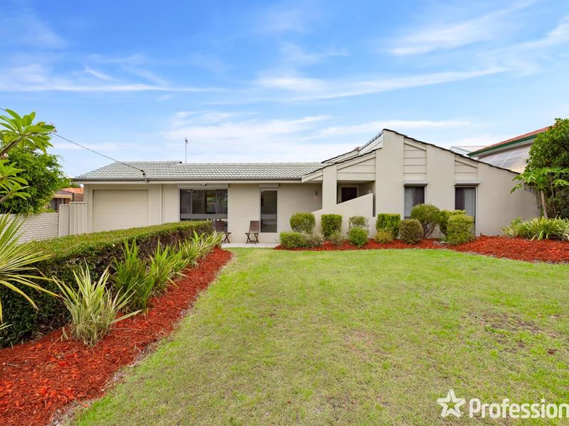 4 Christopher Close, Willetton