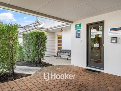 8/83 Gifford Road, Dunsborough WA 6281