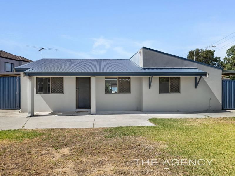 138 Ravenswood Drive, Nollamara