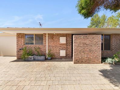 2/1 Kanimbla Street, Bicton WA 6157