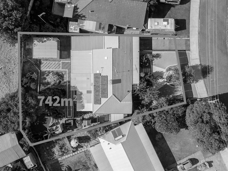 18 Luckhurst Drive, Mandurah