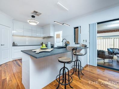 27 Portsmouth Street, Jindalee WA 6036